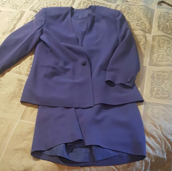 Talbots Dress Suit - Picture 2 of 12